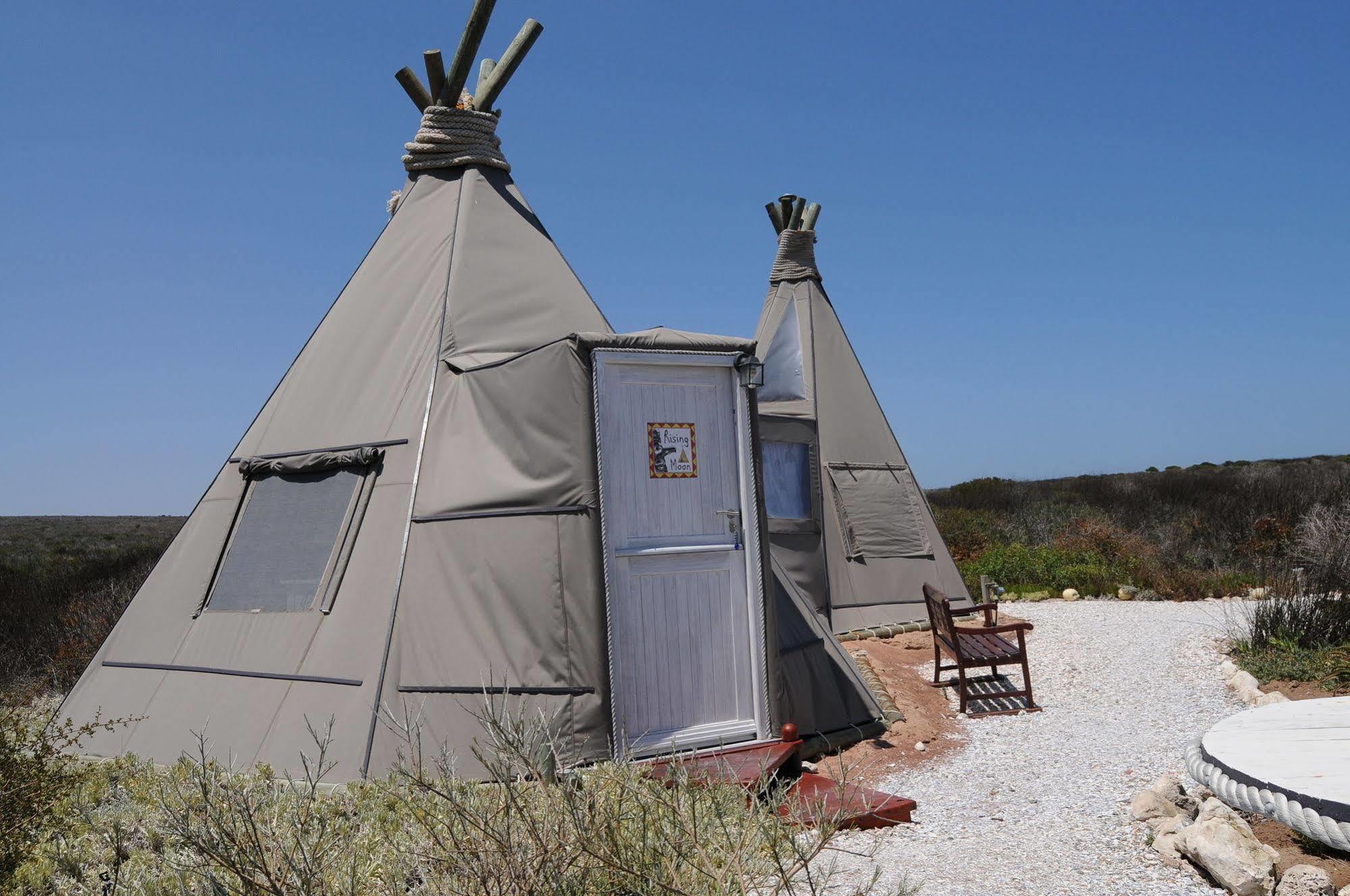 Farr Out Guest House Paternoster Exterior foto